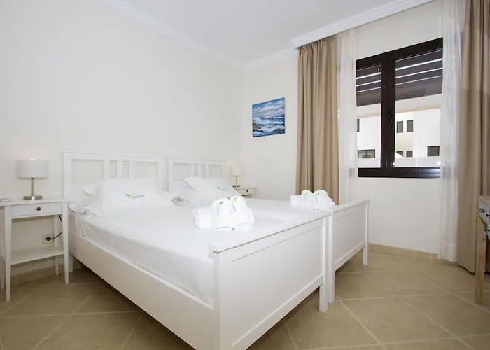 Luxury Near 1km Swimming Pool Tennis Court Great For Ages فيلة بلايا بلانكا