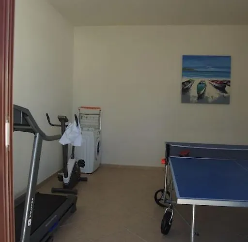 Luxury Near 1km Swimming Pool Tennis Court Great For Ages بلايا بلانكا