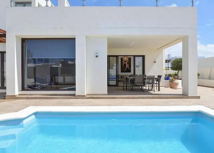 Luxury Near 1km Swimming Pool Tennis Court Great For Ages فيلة بلايا بلانكا